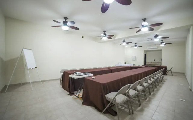 Hotel Angelo's