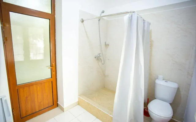 Hotel Tiny Art House