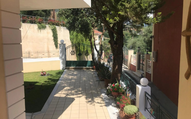 Naftilos Studios