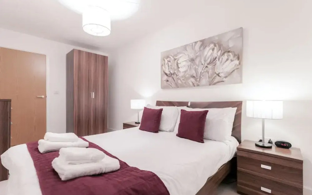 Roomspace Apartments -The Hurley