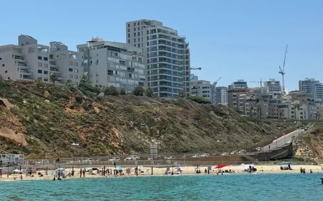 Prince Palace Netanya Central Beach
