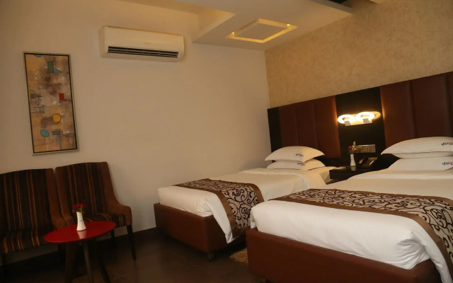 D'more Dhaka Hotel & Resort
