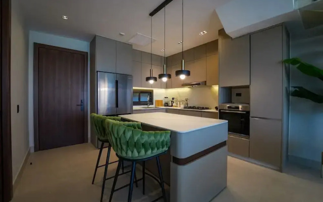 Marina Garden Penthouse 3 Bedroom Apartment