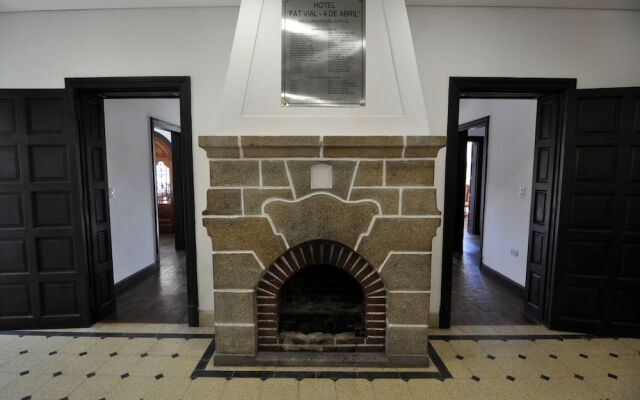 Hotel FATVIAL 4 de Abril
