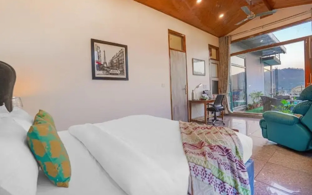 ELIVAAS Dilli House Villa with Pvt pool