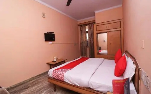 Hotel Amar Palace by OYO Rooms