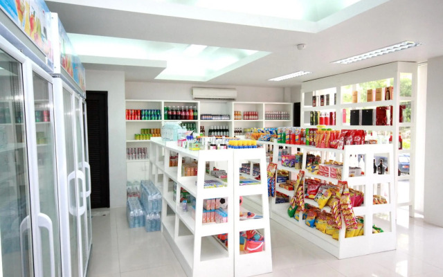 Samui First House Hotel