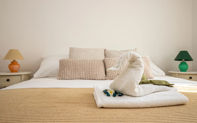 Beach Apartment Alenka Green