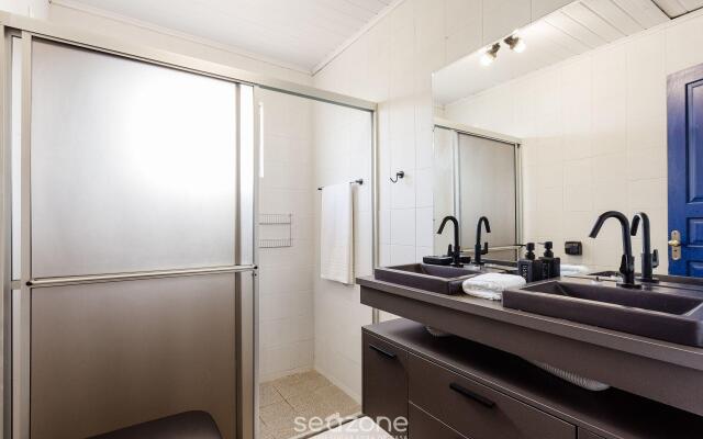 Charmosa casa c/ suíte em Barra da Lagoa RLO375