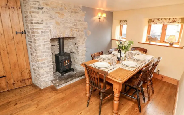 Kempshill Cottage