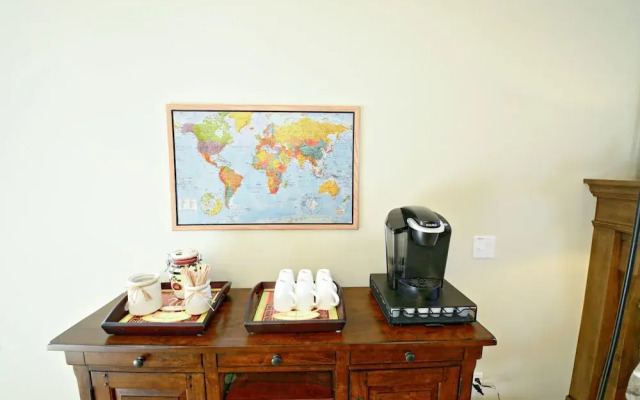 Novel Bed and Breakfast