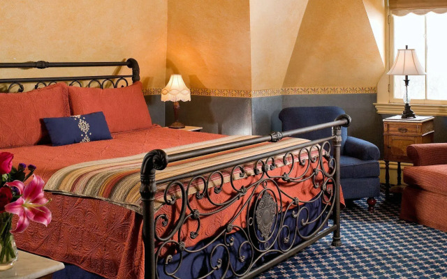 The Kalamazoo House Bed & Breakfast