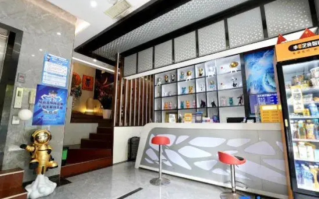 Cool Yeah Future Hotel