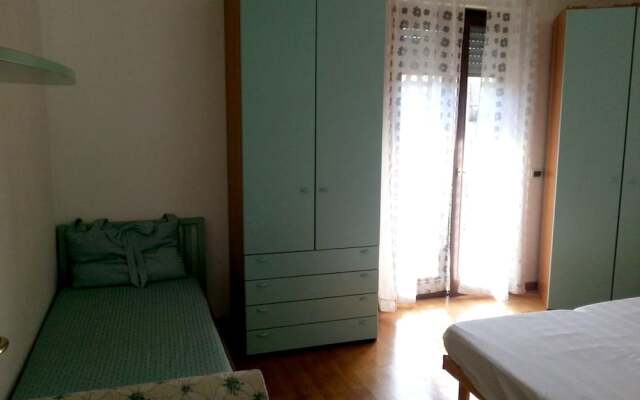 Apartment With 2 Bedrooms In Pescara