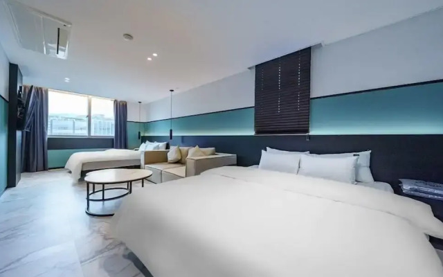 Wonju Central Hotel