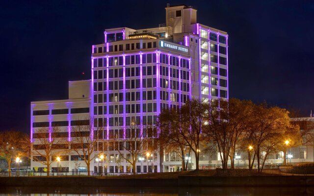 Embassy Suites by Hilton Rockford Riverfront