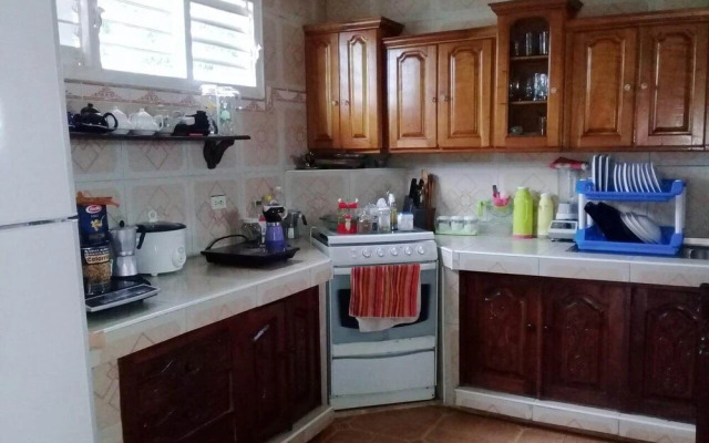 Hostal Harvie Paradise TRINIDAD