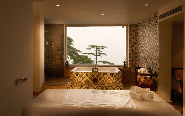 Renest Dunsvirk Court Mussoorie