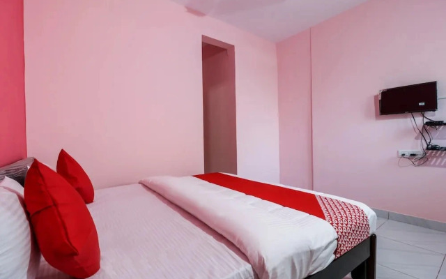 GN Comforts by OYO Rooms