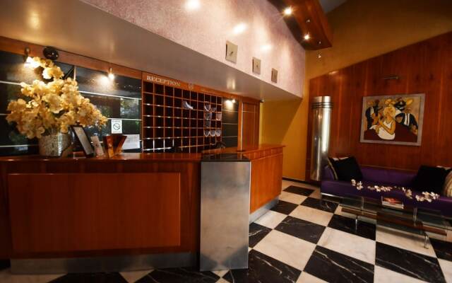 Brazilia Suites Hotel
