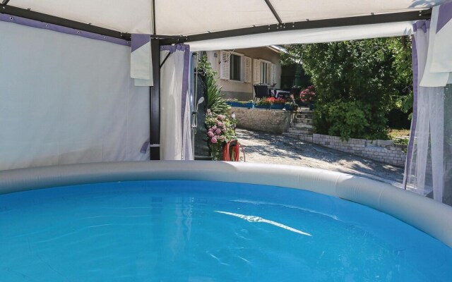 Awesome Home in Podstrana With Wifi and 3 Bedrooms