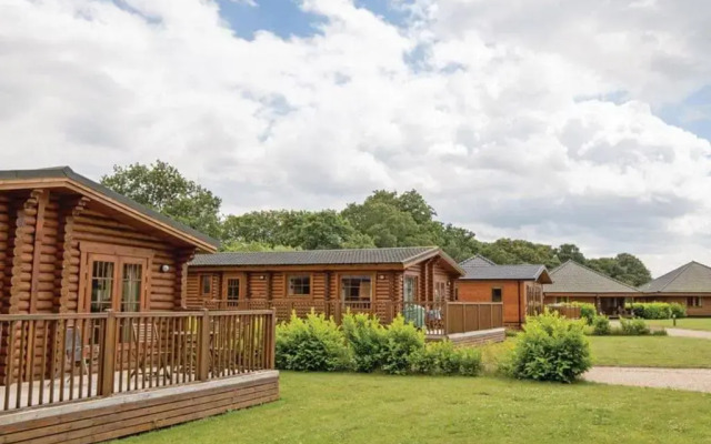 Langmere Lakes Lodges