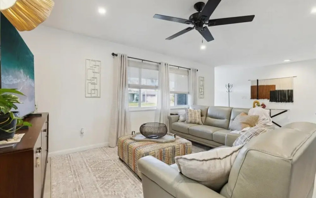 307 Brightwaters Dr