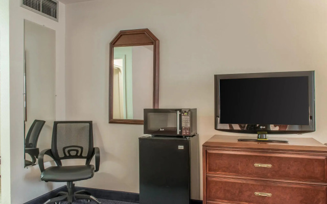 Quality Inn Bedford