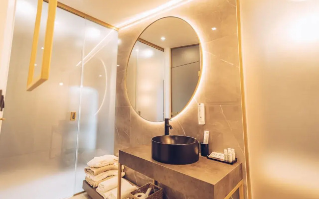 Tri lučke hotel & restaurant