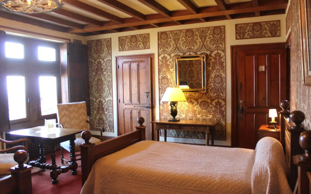 Hostellerie de Pérouges