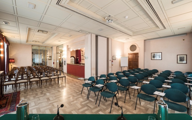 Hotel Astra Ferrara
