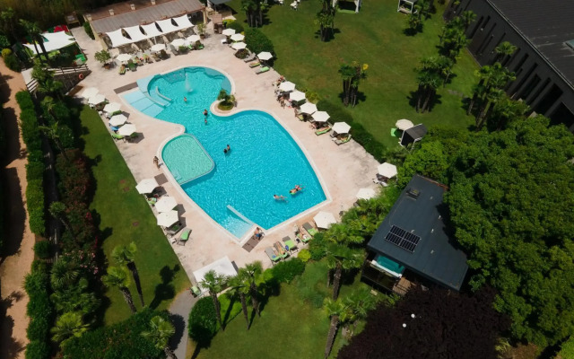 Astoria Resort