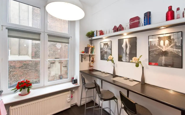 Old Town Veranda Apartment