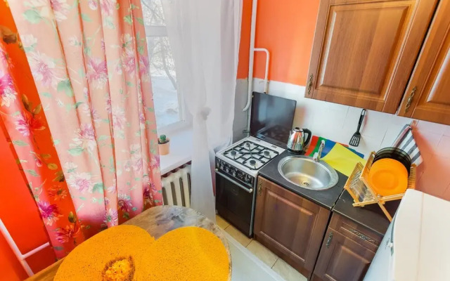 Apartment on Komsomolsky Prospekt 34