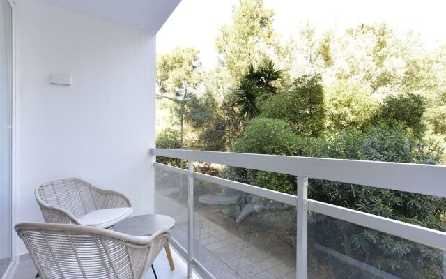 Tropical View Apartment