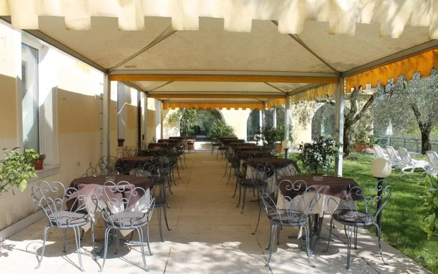 Aparthotel Englovacanze