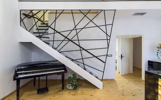 Aigli Seafront Loft-Bespoke Design Gem