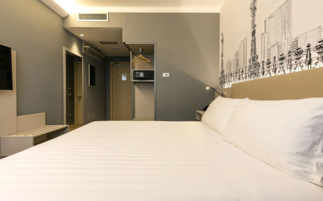 43 Station Hotel