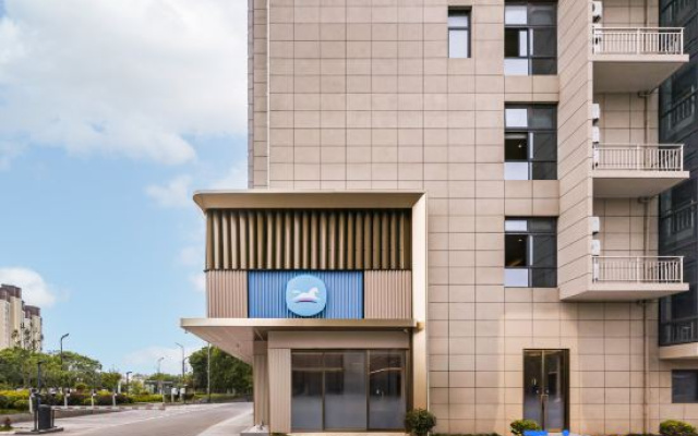 HanTing Hotel (Jiaxing Haiyan Academy) – Exterior – Jiaxing