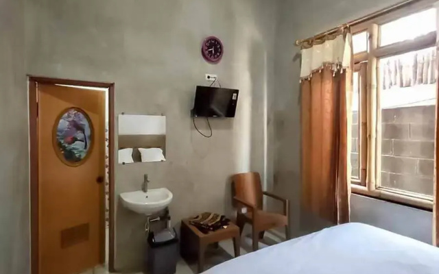 Sukawana Guest House RedPartner
