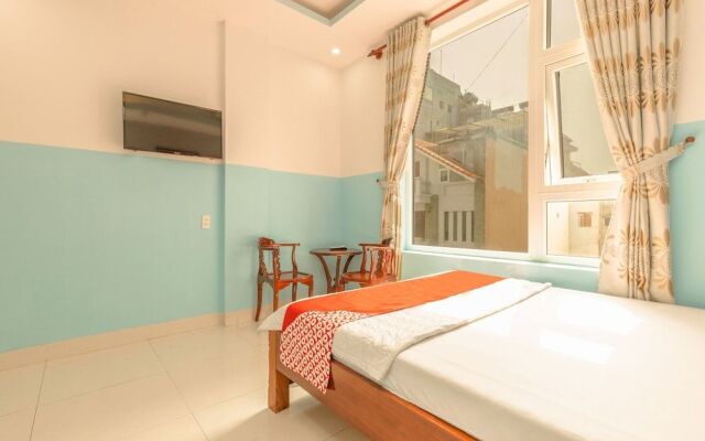 Oyo 621 Hoang Truong Hotel