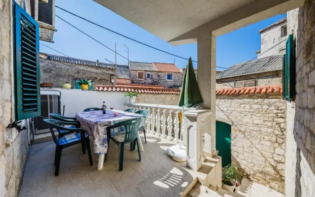 Apartments Villa Mirakul