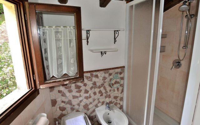 The Groom Home With Pool