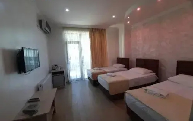 Royal Palace Hotel