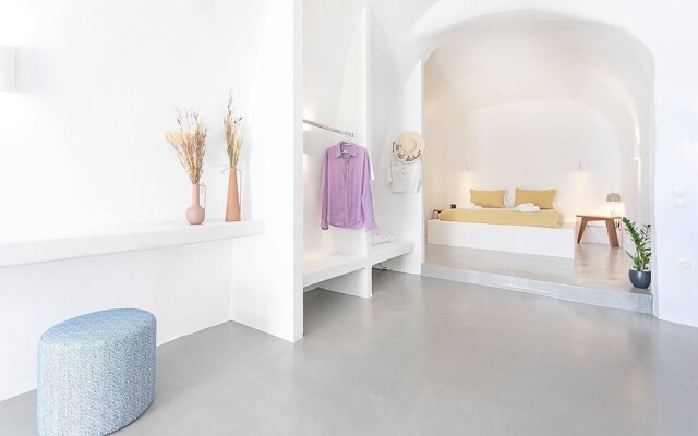 Aristofanis Sunrise Suite