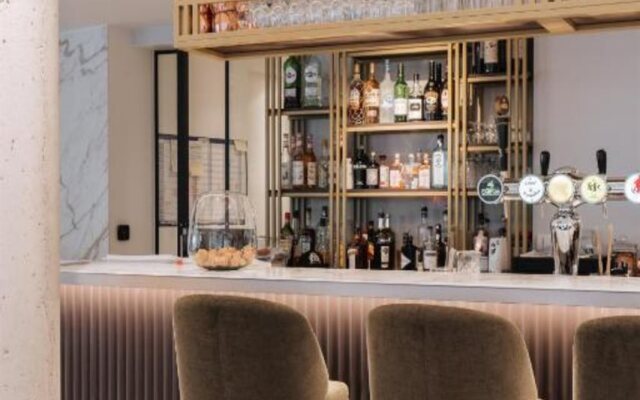 The CORNR Hotel