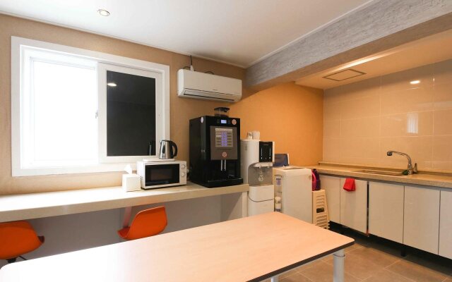 CC Business Hotel