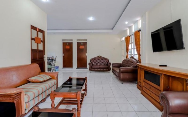 Hotel Kana Kaliurang – Guest Rooms – Sleman