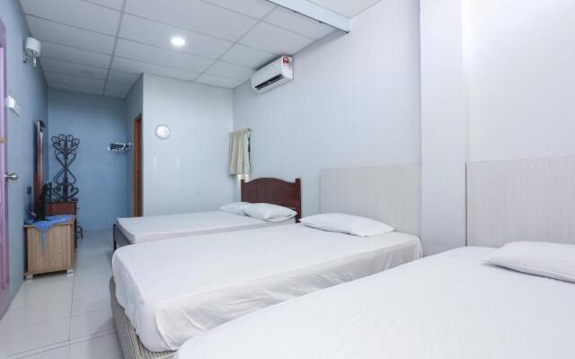 SPOT ON 89796 D'noor Budget Inn