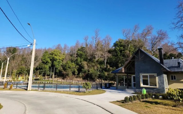 Linda Casa Familiar, Segura Y Muy Buena Ubicación